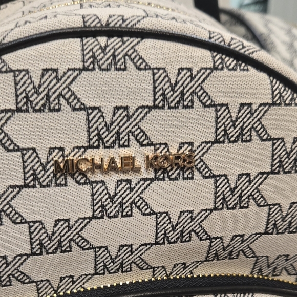 Michael Kors White and Black Women\'s Backpack main image 10
